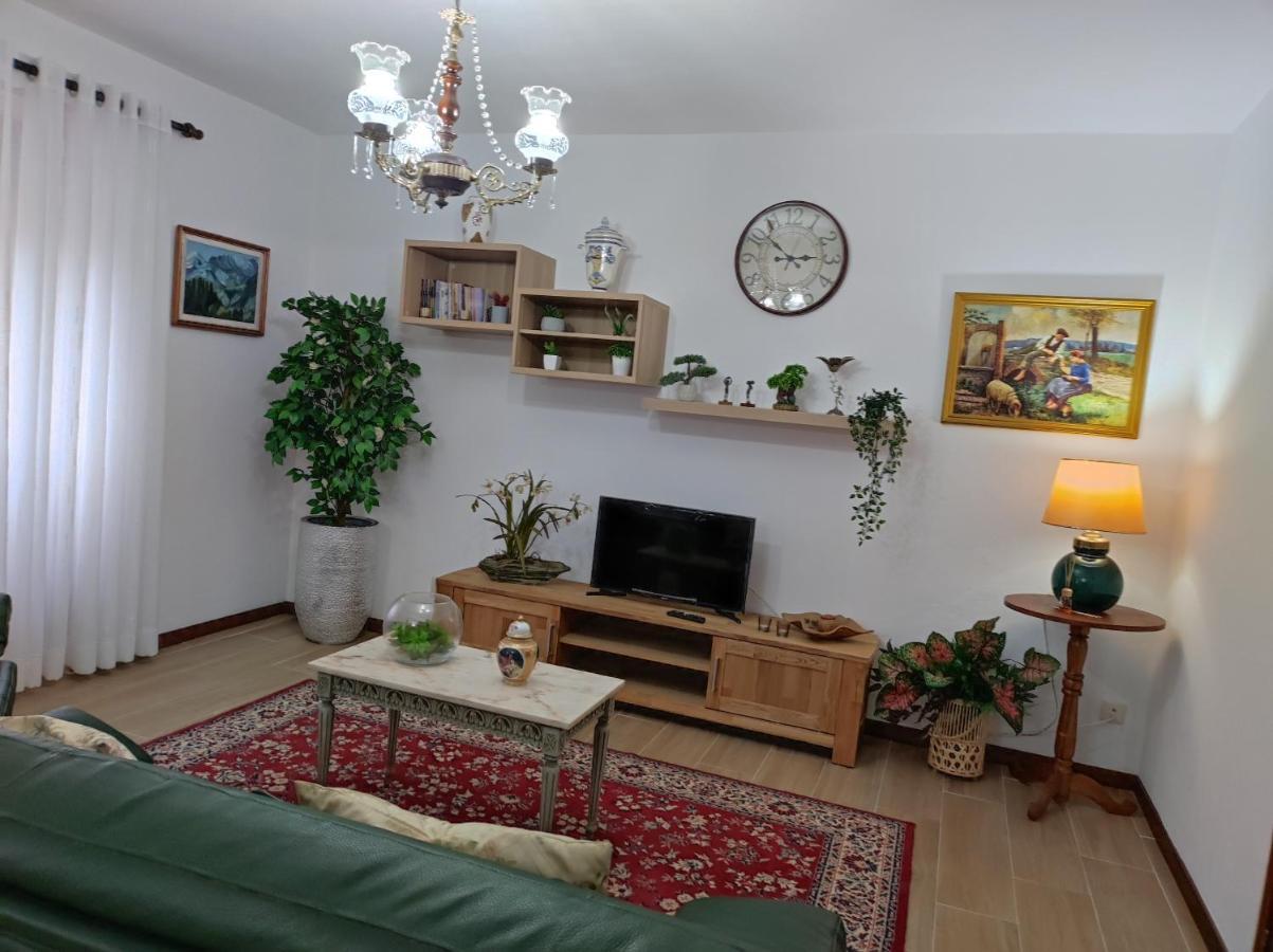 Casa Corredoura Holiday home *
